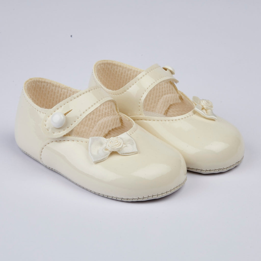 Early Days Baypod Girls Pram Shoe Ivory B616