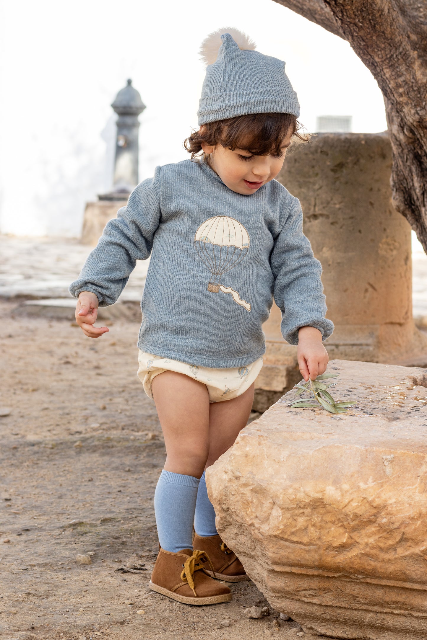 Calamaro Baby Bloomer Set Anemoi Blue 11183 Location Shot