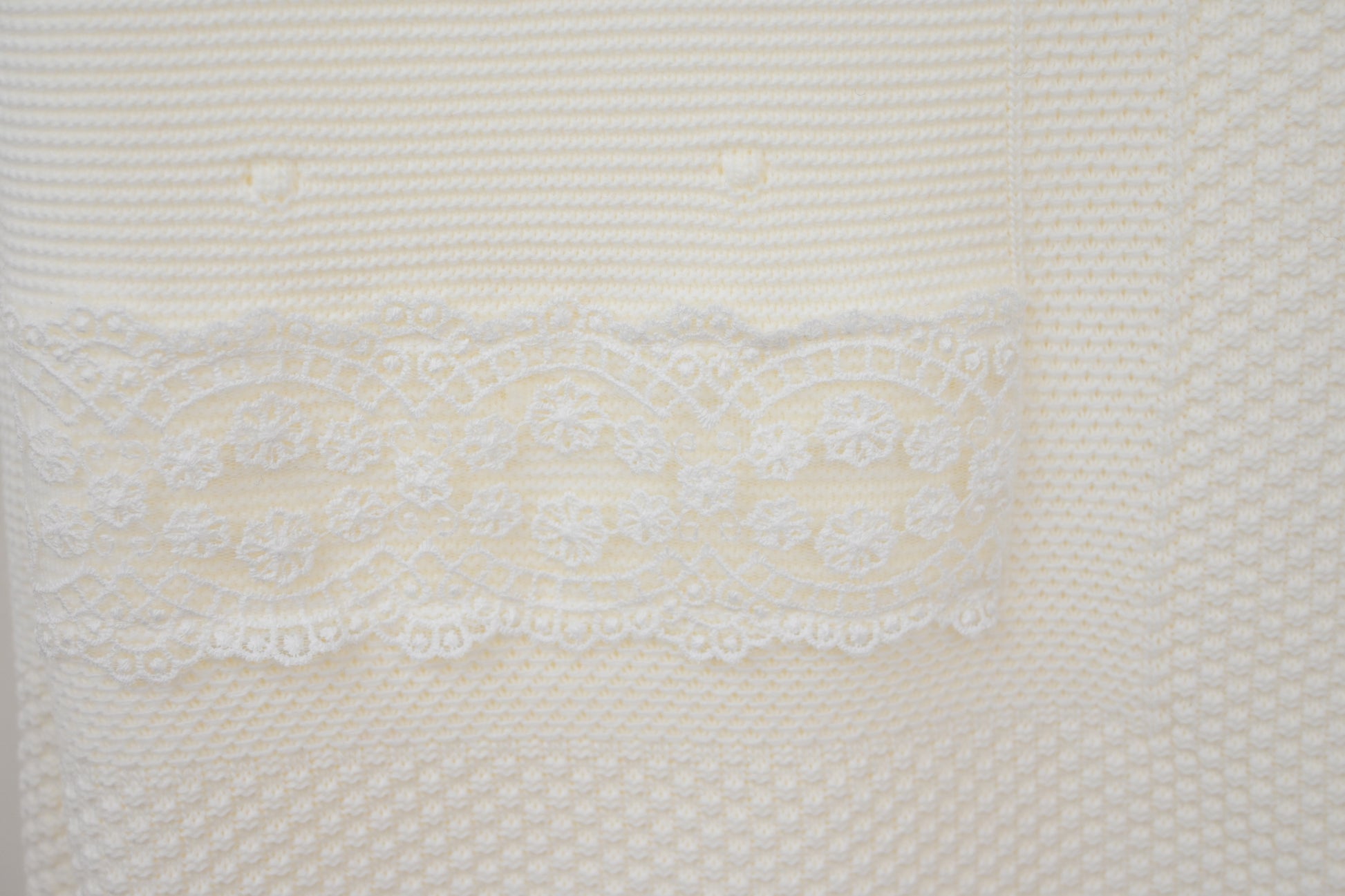 Pex Florence Shawl Ivory Detail