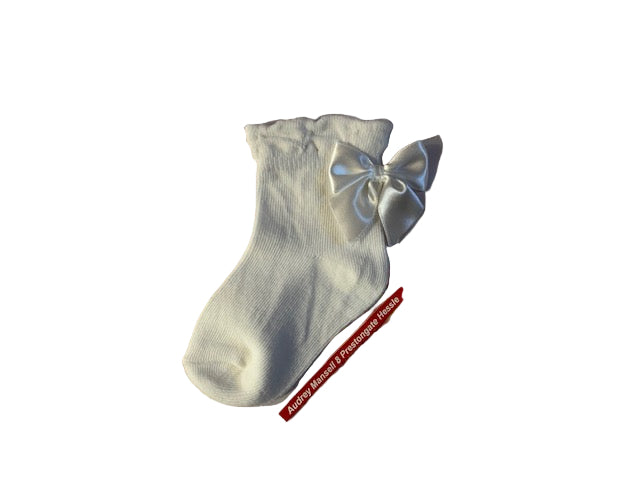 Pex Ivory Bow Ankle Sock