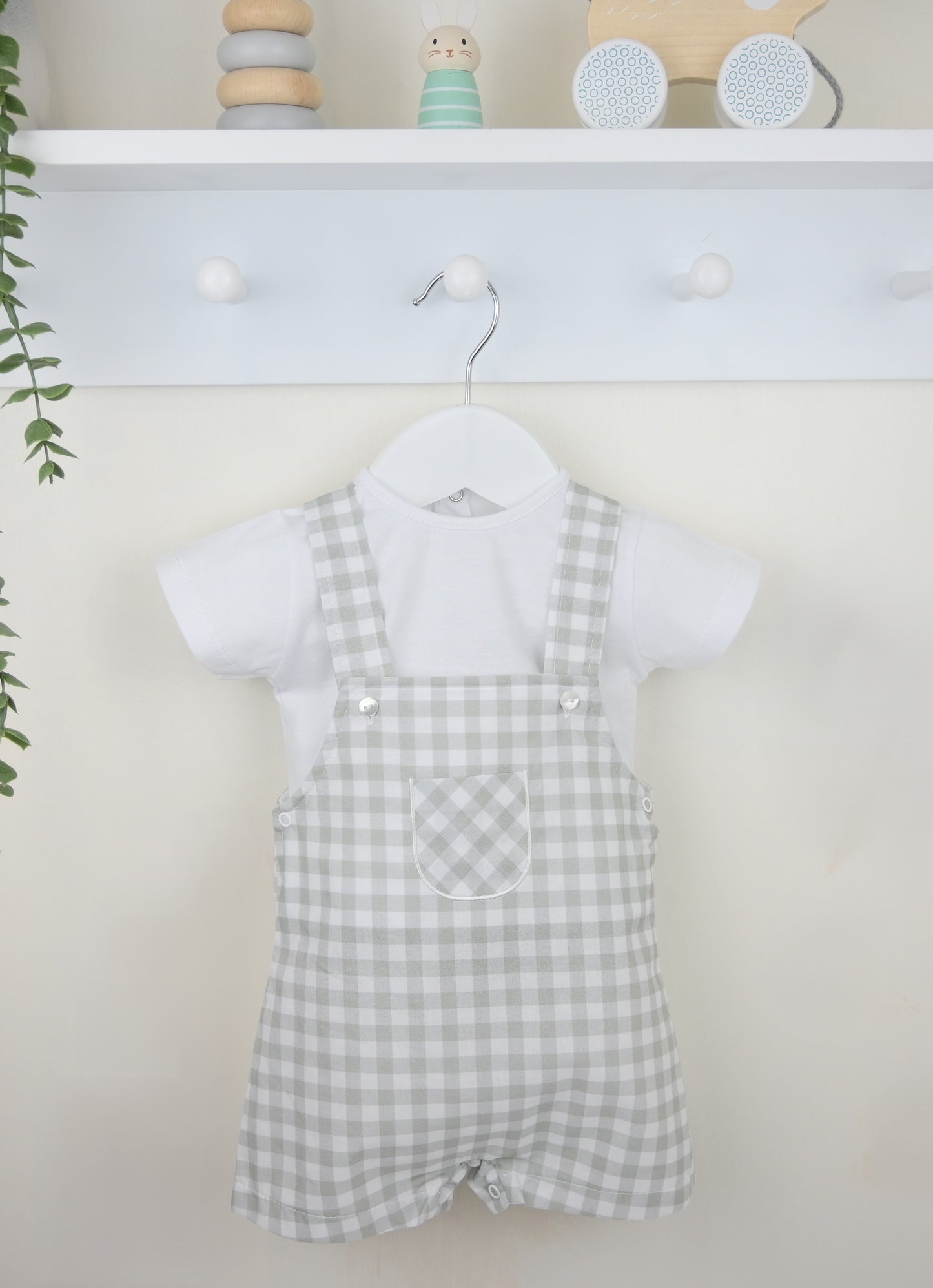 Pex Summer Flynn Dungaree Set White And Sage