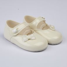 Early Days Baypod Girls Pram Shoe Ivory B616