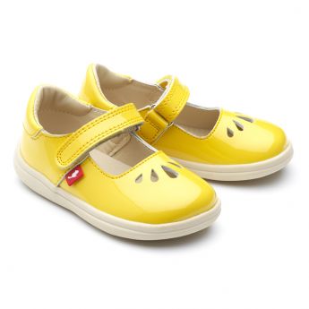 yellow shoes baby